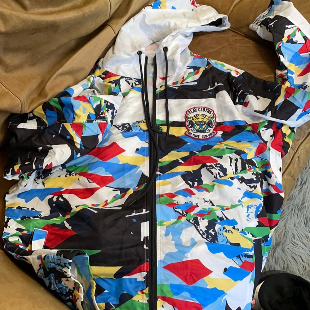 Multi color play cloths wind breaker hoodie